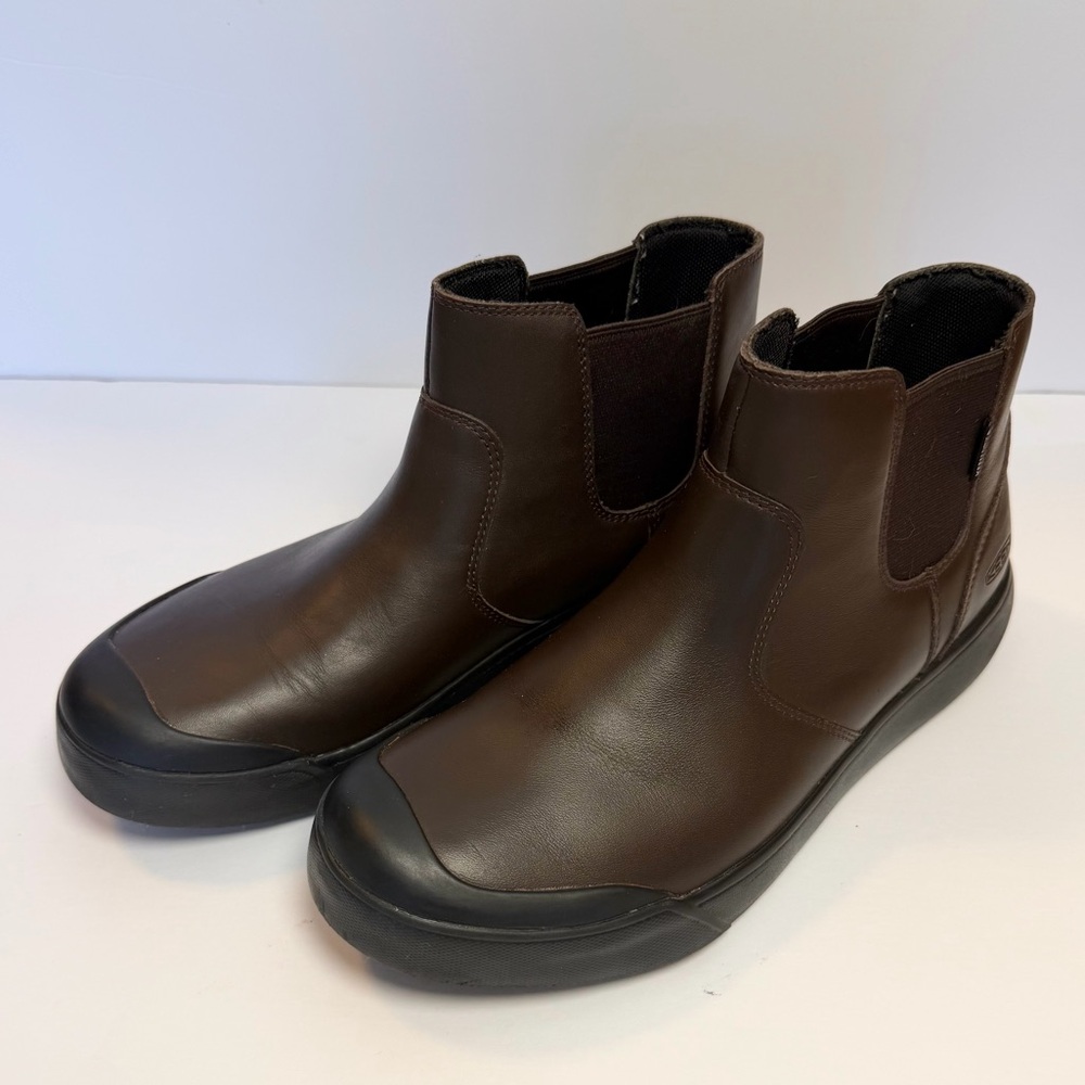 Keen Women’s Elena Chelsea Waterproof Pull On Boots Brown/Black Size 8.5